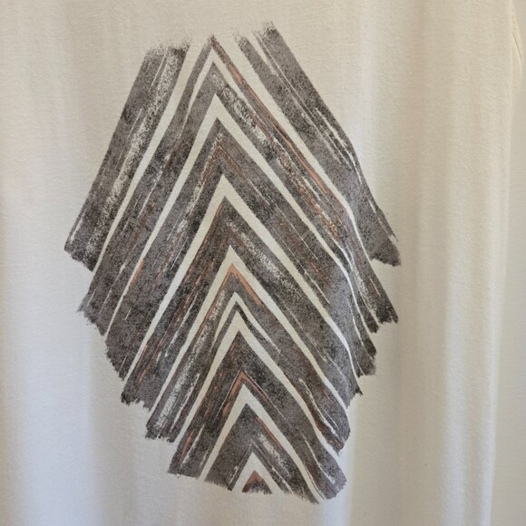 Boho White Graphic Tank Top - Picture 3 of 3